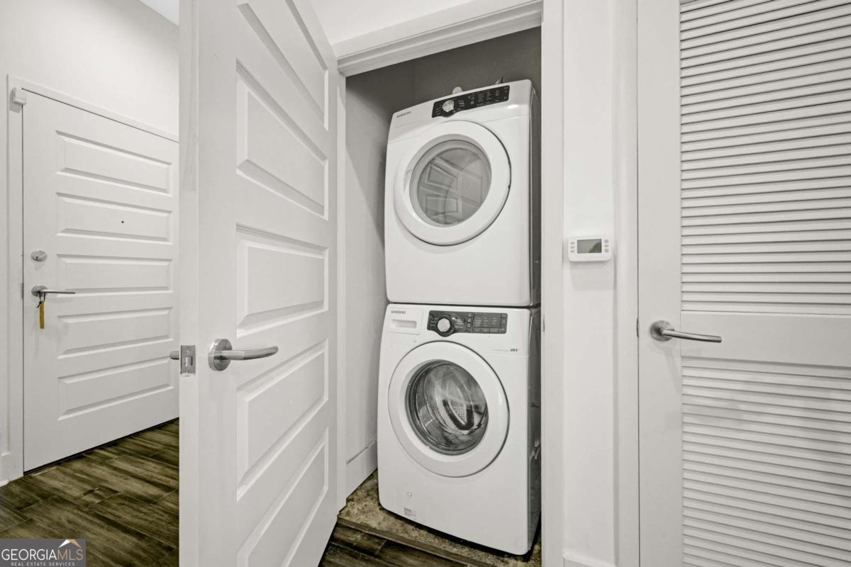 1080 Peachtree St. NE 702