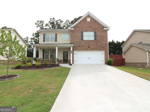 A home in Dacula