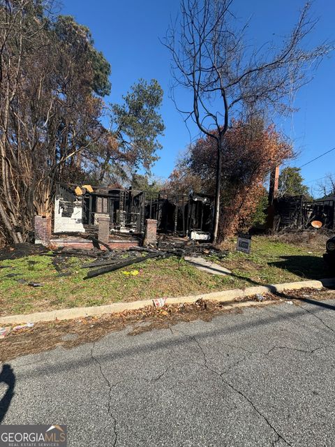 Photo of 823 Ponce De Leon Avenue, Macon, GA 31206 (MLS # 10679231)