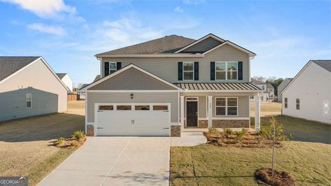 225 Condor CT Statham GA 30666