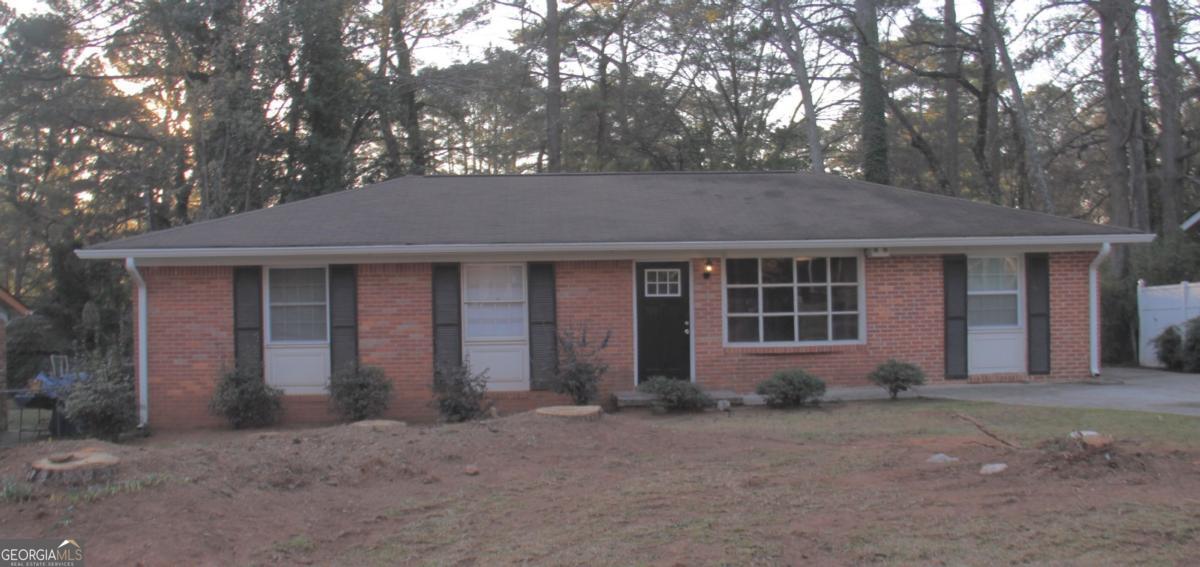 Welcome home to this adorable 4-Sided Brick Ranch style home with 3 spacious Bedrooms, 2 full Baths. This cozy home features a beautiful bright kitchen, separate living and dining room. Bonus room can be used for family room, kids play room et al. The large backyard has a shed for storage. Home equipped with Washer/Dryer in a private laundry room. Conveniently located near shopping, dining, and entertainment, this home is perfect for those seeking both comfort and convenience. Schedule your tour today!