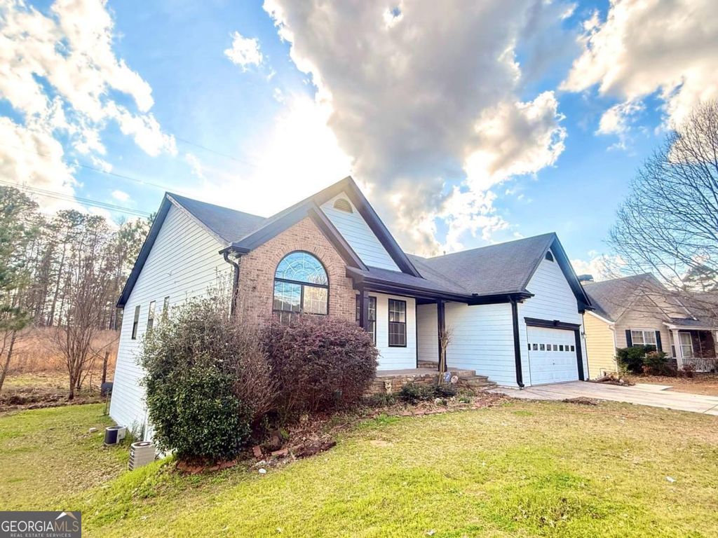 Photo of 557 Vickers Lane, Locust Grove, GA 30248 (MLS # 10722603)