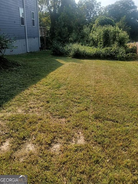 Photo of 554 Paines Avenue NW, Atlanta, GA 30318 (MLS # 10610840)