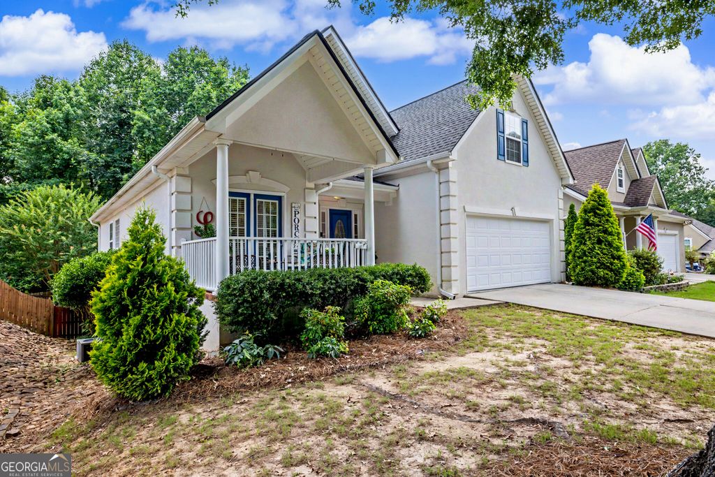 Photo of 29 Fenway Court, Newnan, GA 30265 (MLS # 10785767)