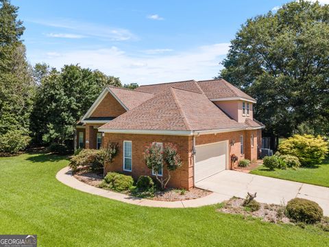 A home in Warner Robins