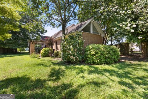 A home in Warner Robins