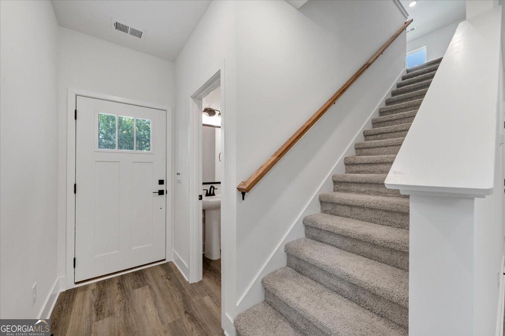 Photo of 148 Chaucer Lane #LOT 73, Carrollton, GA 30117 (MLS # 10874898)