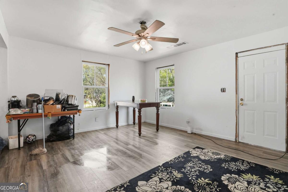 1105 Oak Knoll TER SE