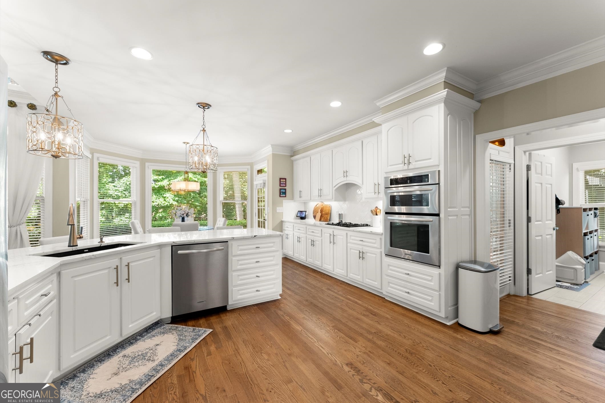 Alpharetta, Georgia 30004, United States, 5 Bedrooms Bedrooms, ,6 BathroomsBathrooms,Residential,Active,176173