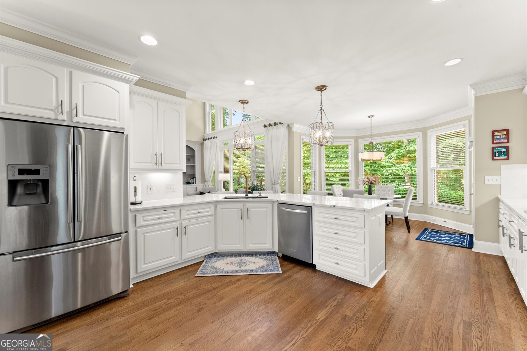 Alpharetta, Georgia 30004, United States, 5 Bedrooms Bedrooms, ,6 BathroomsBathrooms,Residential,Active,176173