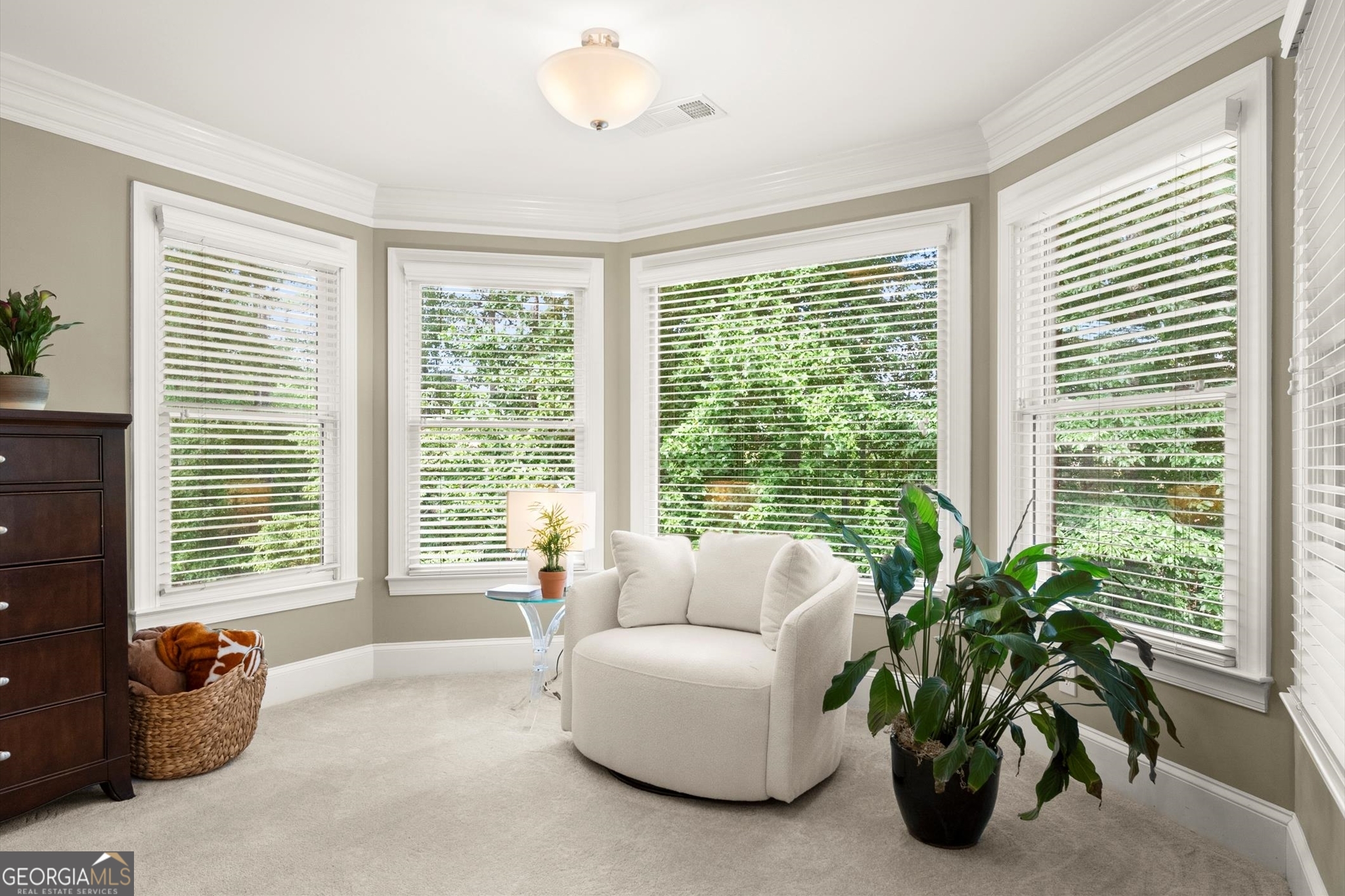 Alpharetta, Georgia 30004, United States, 5 Bedrooms Bedrooms, ,6 BathroomsBathrooms,Residential,Active,176173