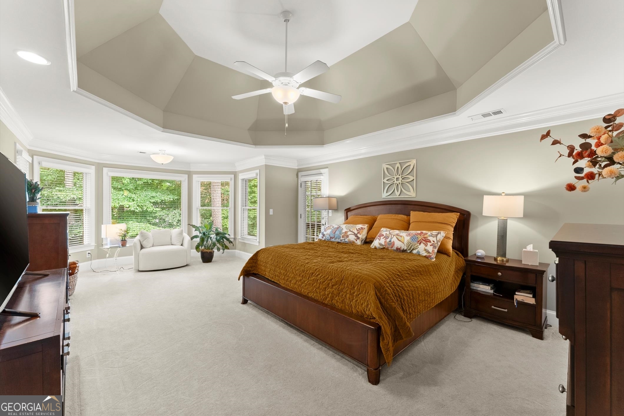 Alpharetta, Georgia 30004, United States, 5 Bedrooms Bedrooms, ,6 BathroomsBathrooms,Residential,Active,176173