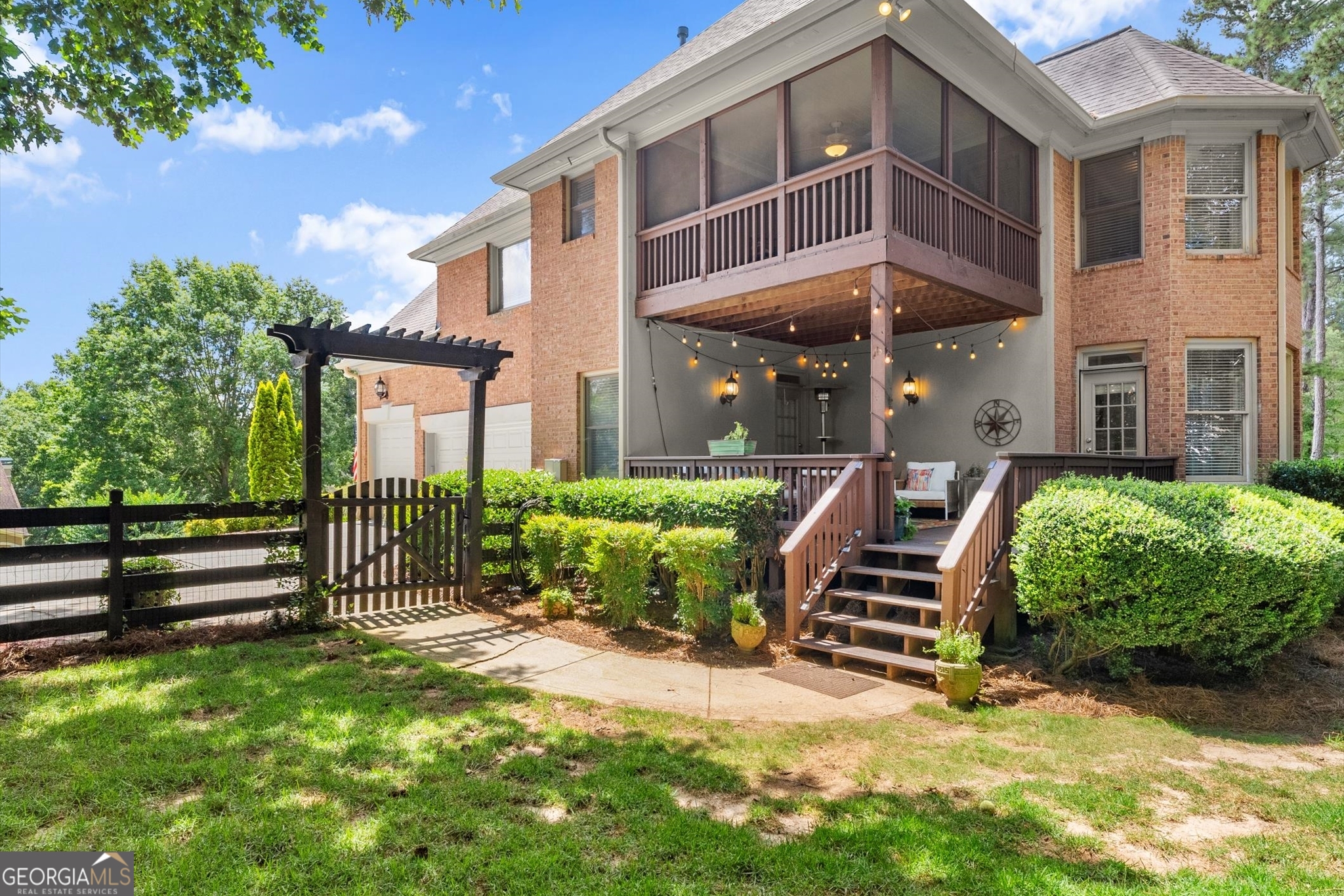 Alpharetta, Georgia 30004, United States, 5 Bedrooms Bedrooms, ,6 BathroomsBathrooms,Residential,Active,176173