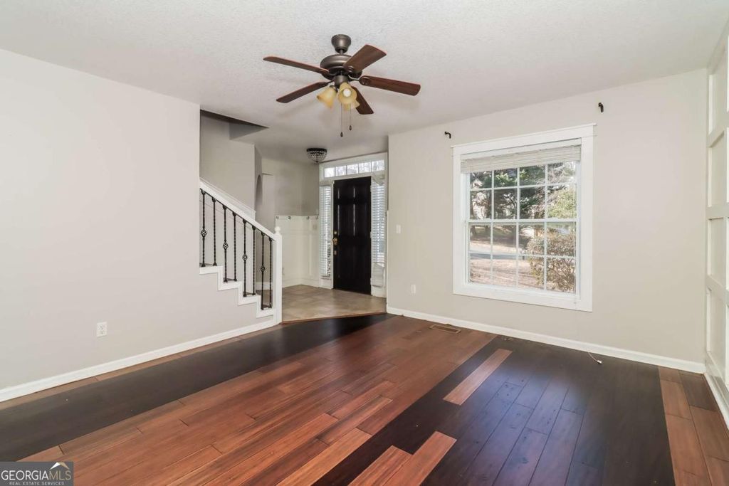 Photo of 1108 Cool Springs Drive NW, Kennesaw, GA 30144 (MLS # 10697200)