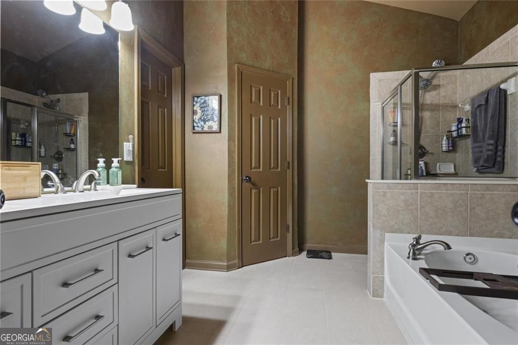 1951 Bay Beauty LN SW