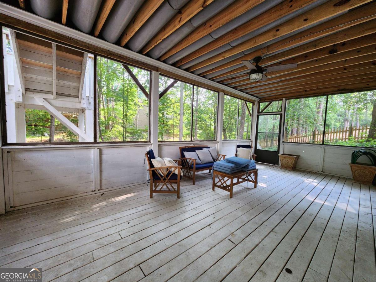 Walker's Ridge - Residential Lease