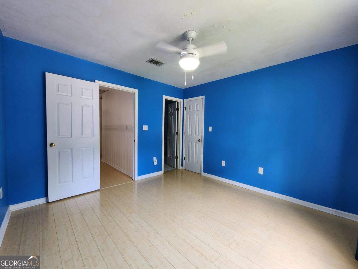 Walker's Ridge - Residential Lease