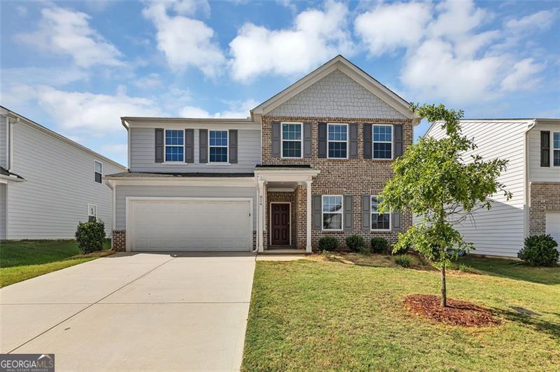 Spacious 5BR/3BA Home with Loft in Wildwood at Avalon! No Rental Restrictions for an Investor! This beautifully maintained home features 5 bedrooms, 3 full baths, and a versatile loft area-perfect for a home office or media space. Located just across the street from John Alexander Memorial Park, minutes from South Point Shopping Center and only 5 minutes to I-75, enjoy convenience, comfort, and space in one of Henry County's most desirable communities!