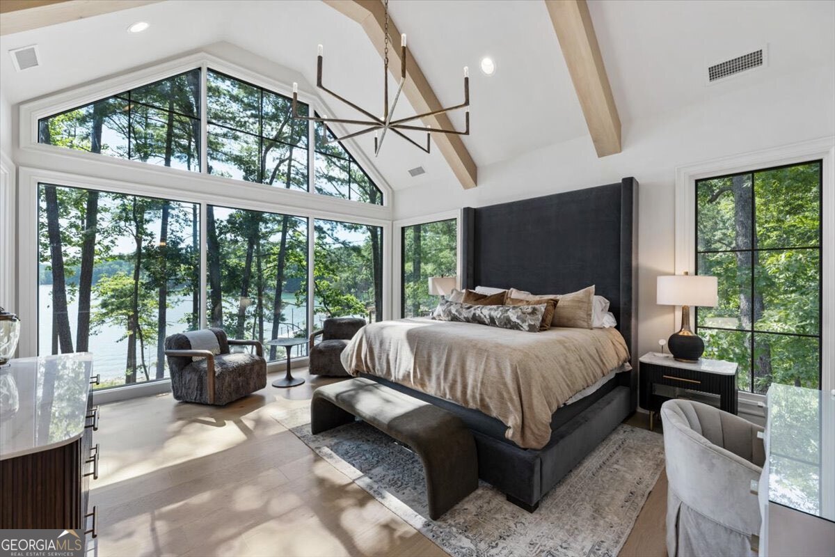 9330 Lisa CIR