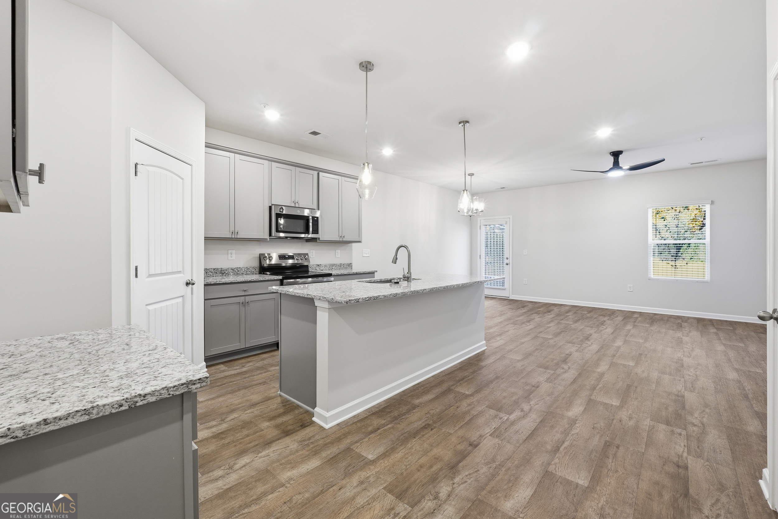 8395 Columbia CT LOT 3