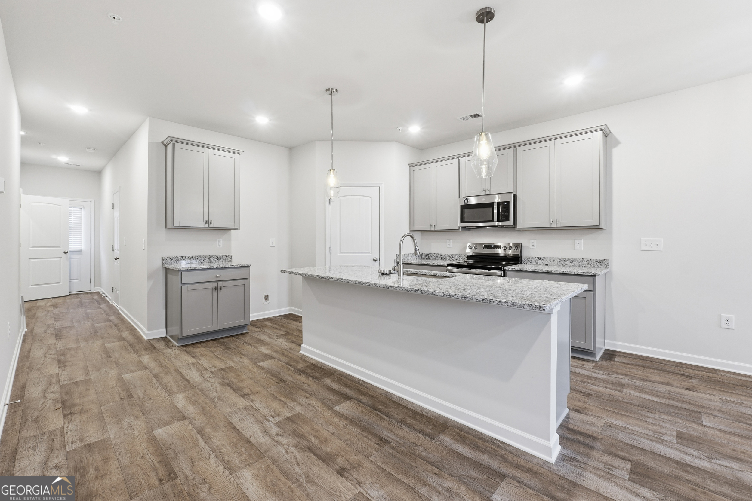 8395 Columbia CT LOT 3