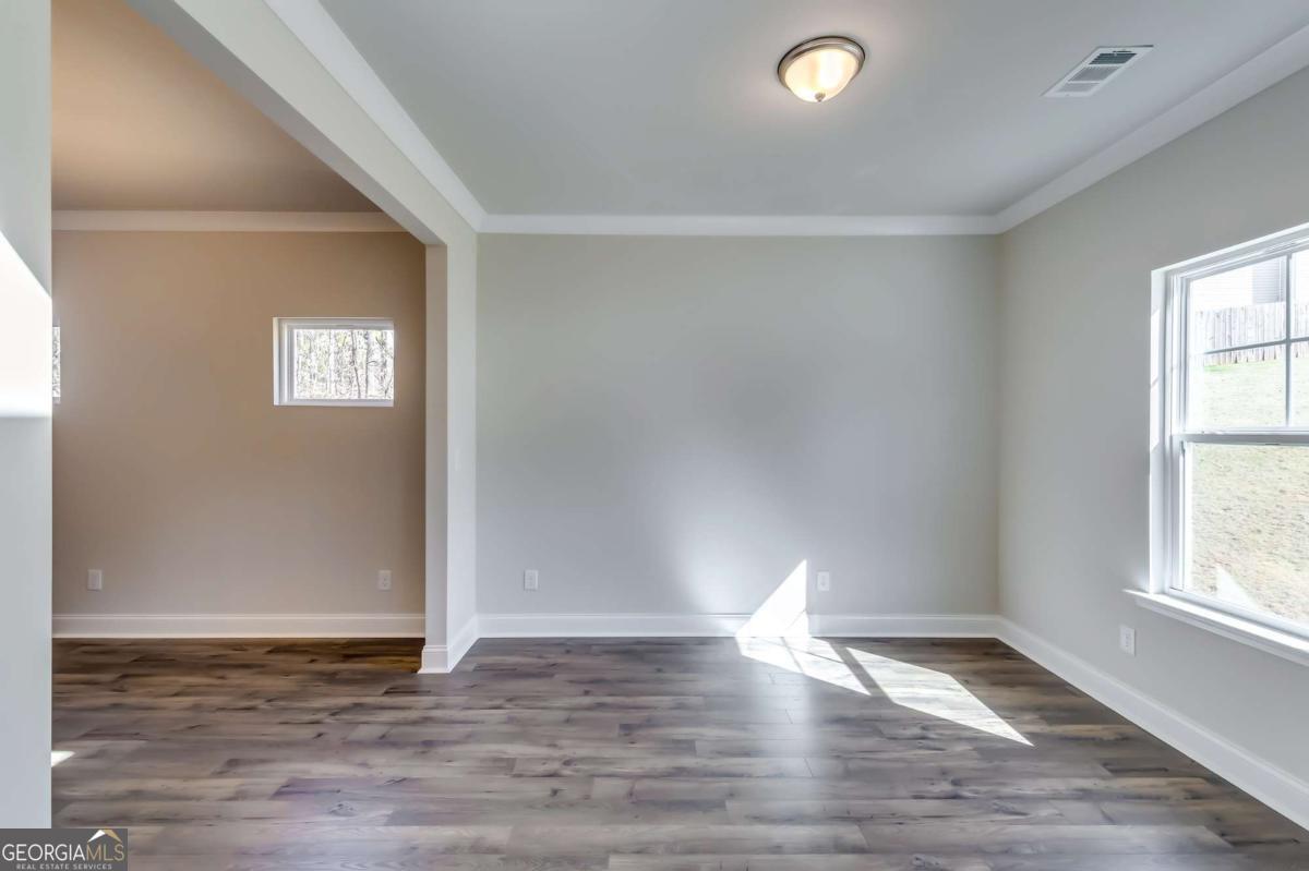 407 Shoals TRL