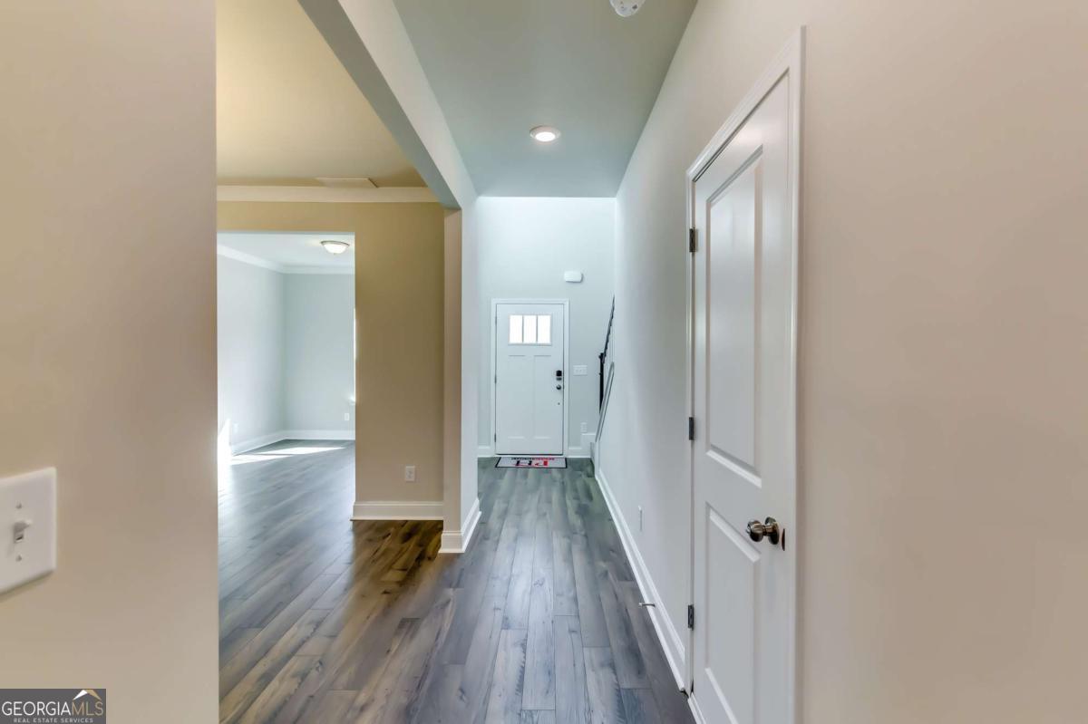 407 Shoals TRL