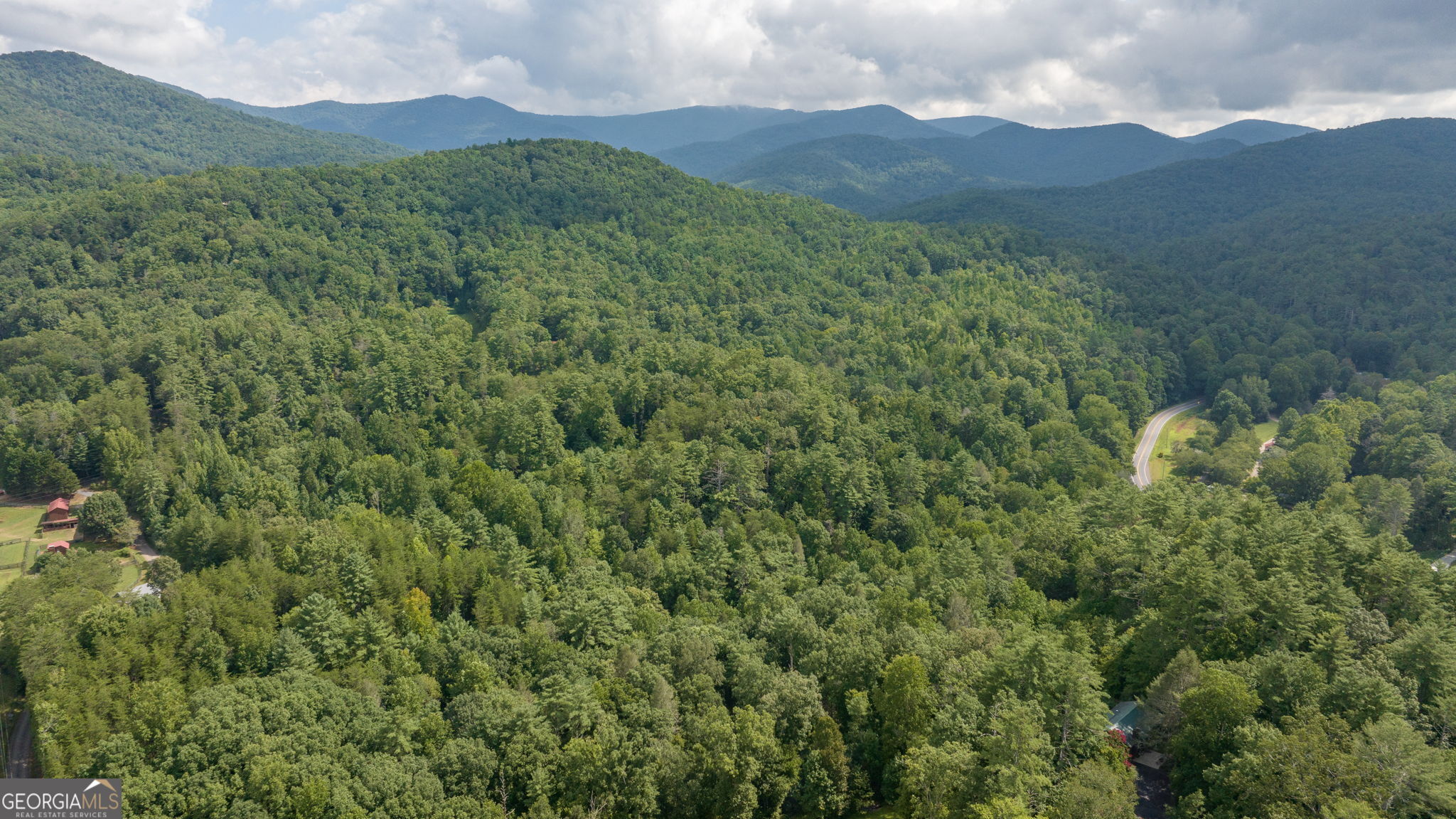 Cleveland, Georgia 30528, United States, 4 Bedrooms Bedrooms, ,2 BathroomsBathrooms,Residential,Active,47869