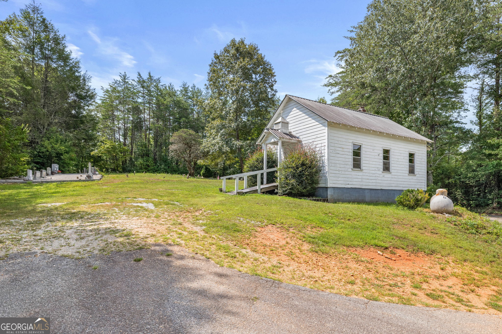 Cleveland, Georgia 30528, United States, 4 Bedrooms Bedrooms, ,2 BathroomsBathrooms,Residential,Active,47869