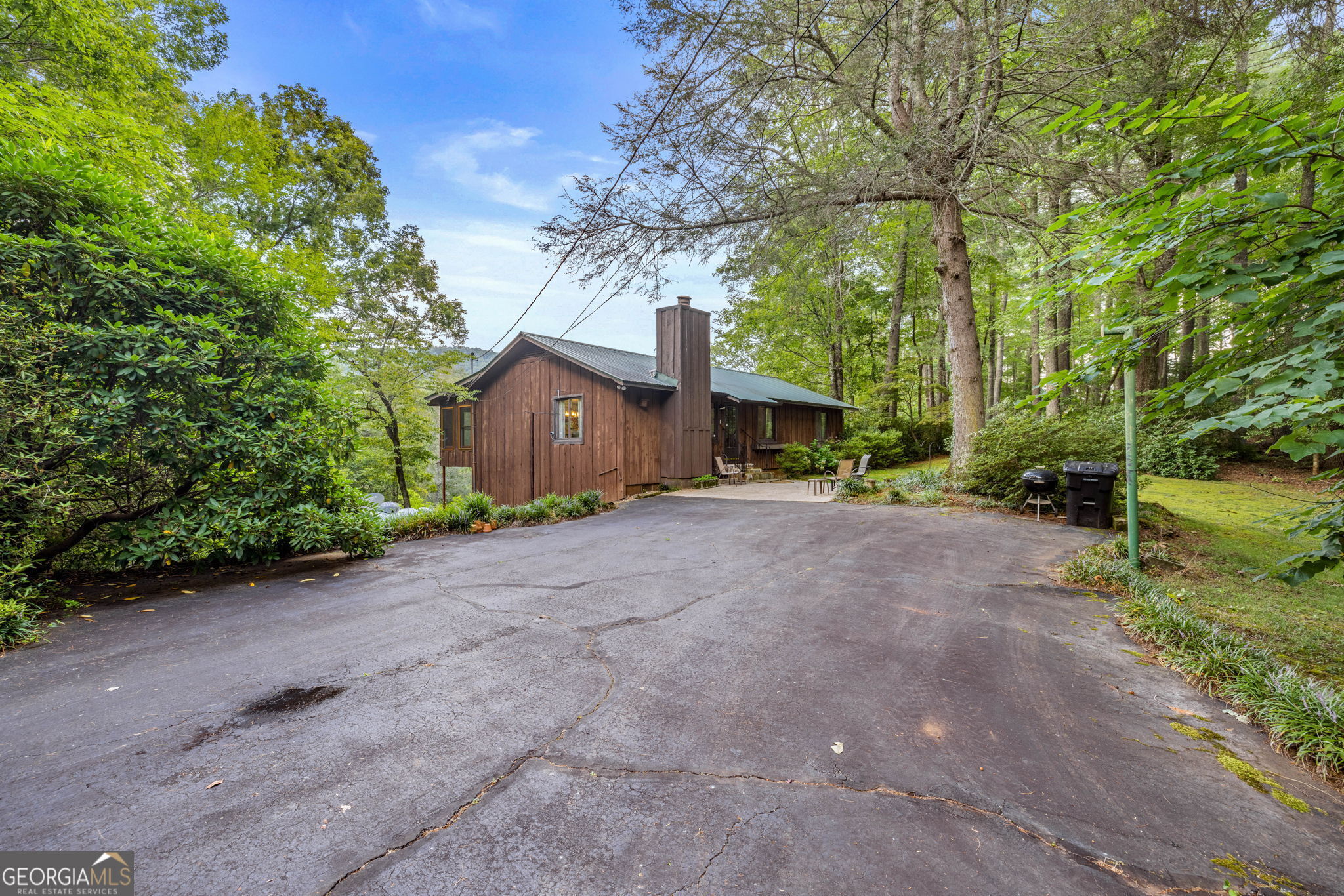 Cleveland, Georgia 30528, United States, 4 Bedrooms Bedrooms, ,2 BathroomsBathrooms,Residential,Active,47869