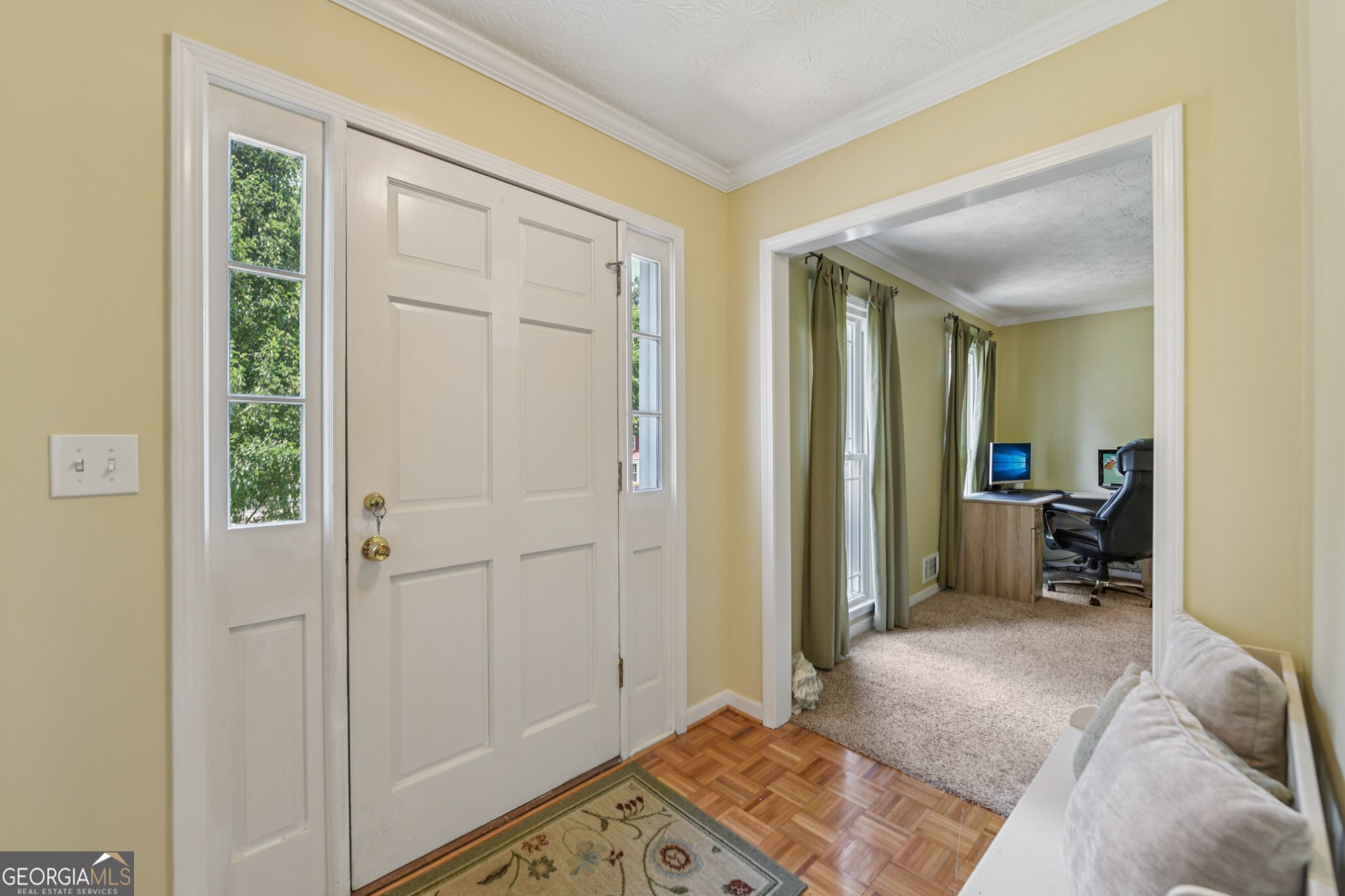 2412 Meadowglen TRL