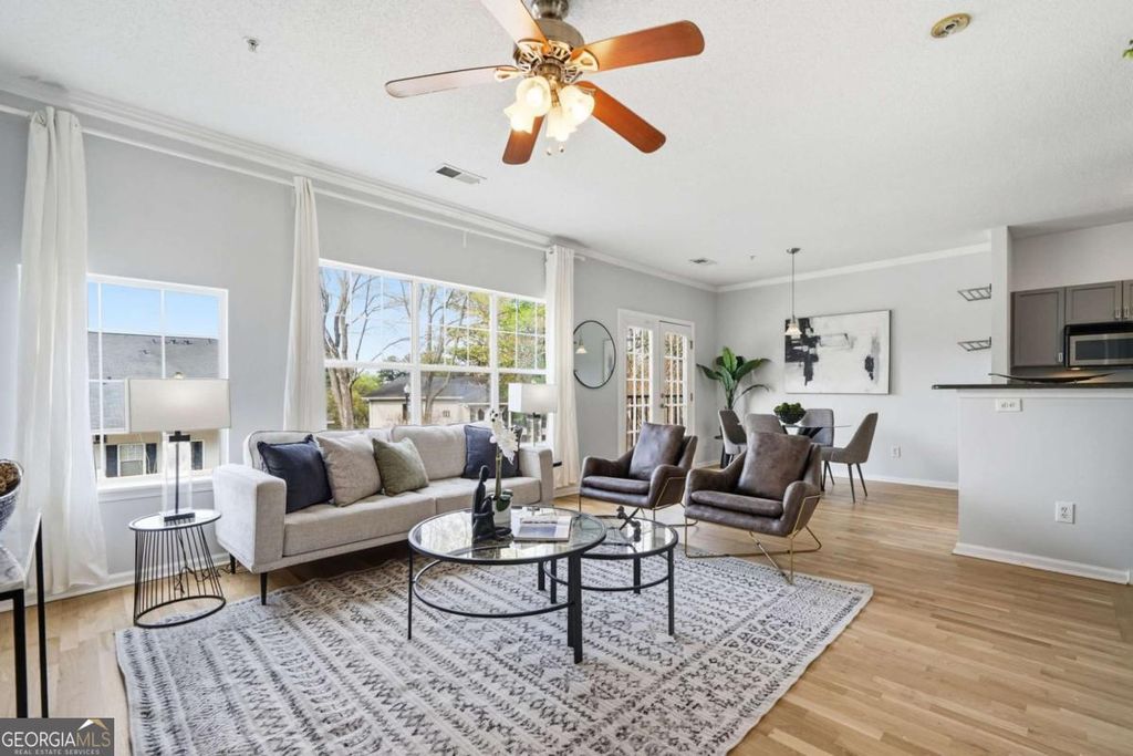 Photo of 1150 Collier Road NW #1R, Atlanta, GA 30318 (MLS # 10724912)