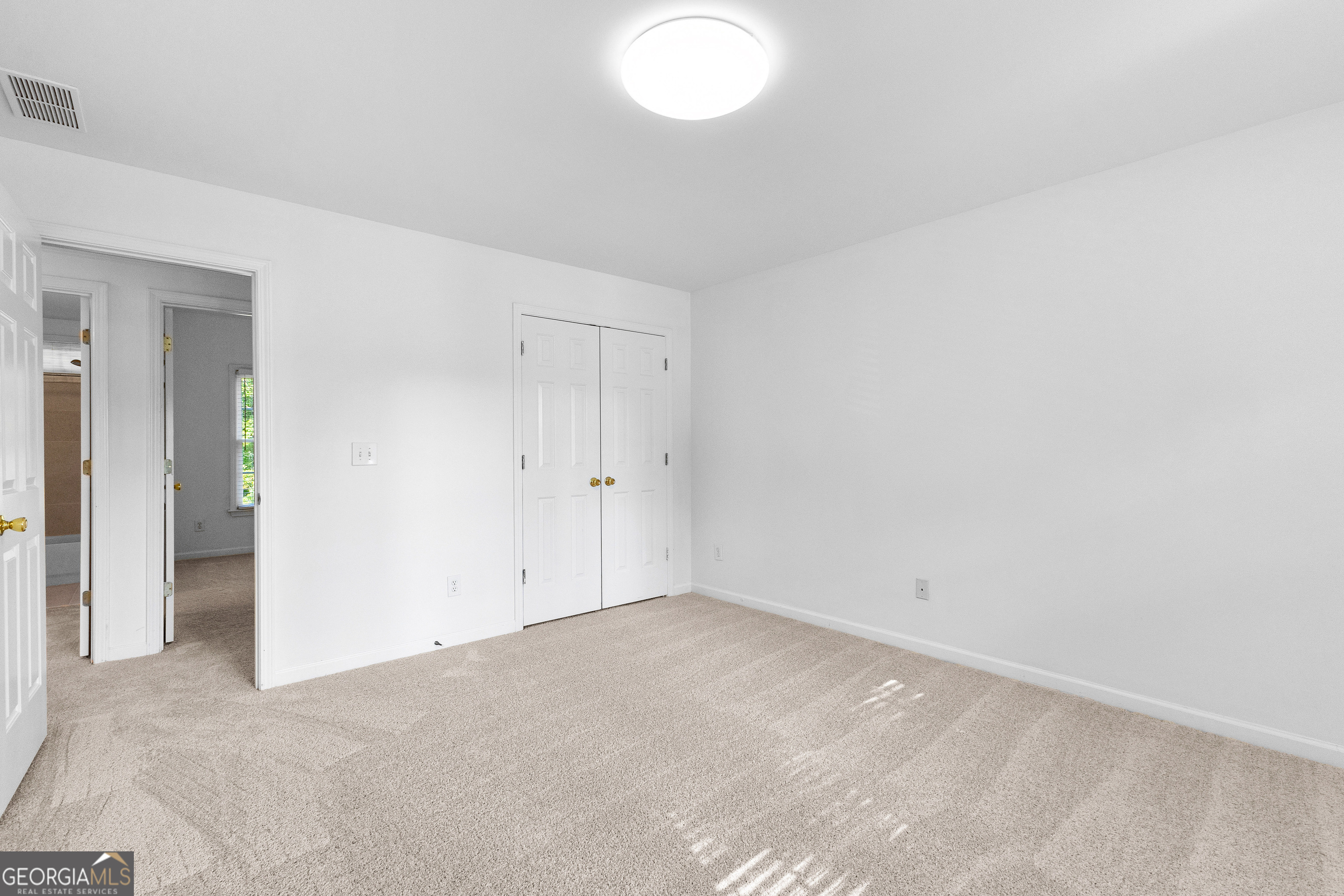 Fayetteville, Georgia 30214, United States, 4 Bedrooms Bedrooms, ,3 BathroomsBathrooms,Residential,Pending,44472