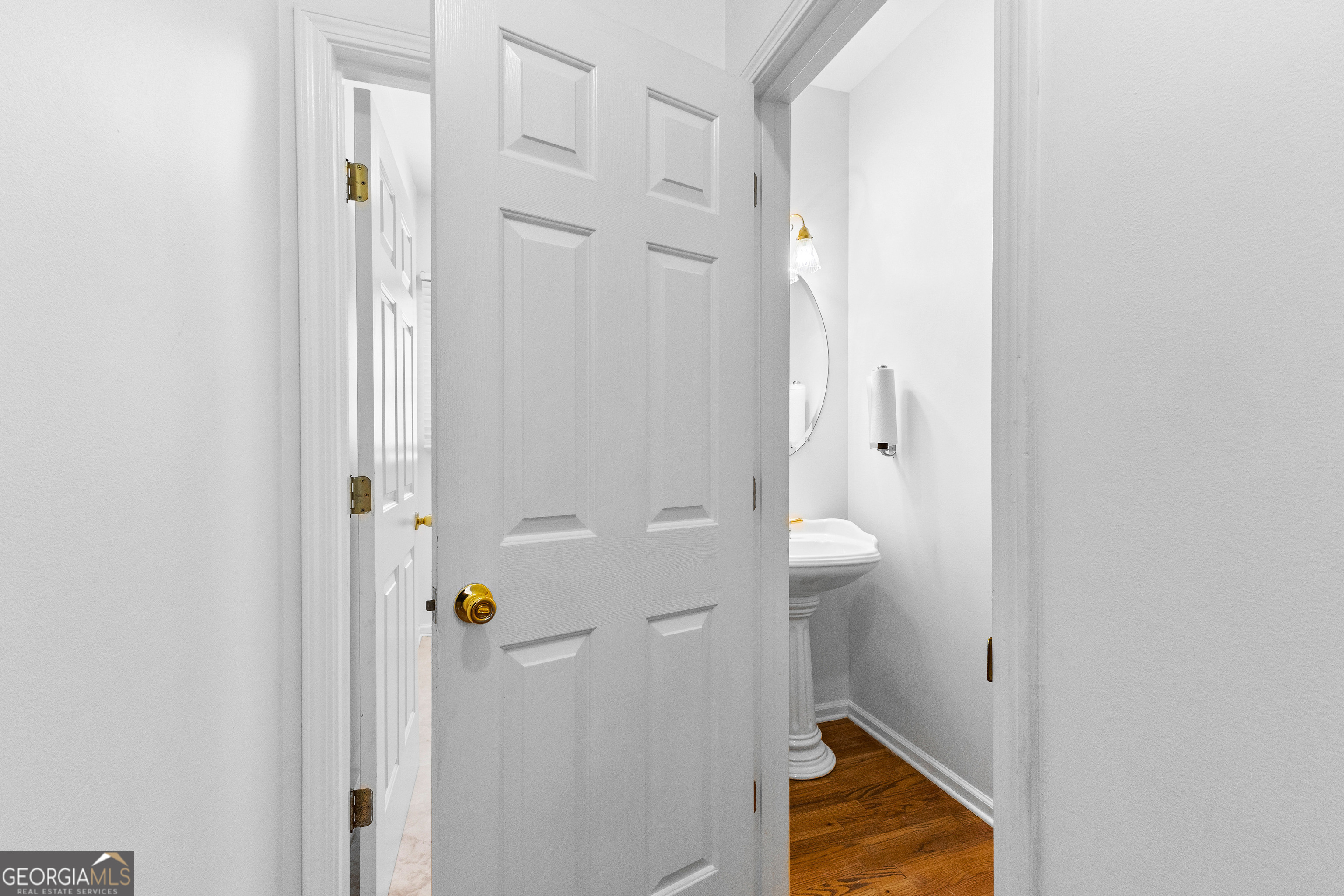 Fayetteville, Georgia 30214, United States, 4 Bedrooms Bedrooms, ,3 BathroomsBathrooms,Residential,Pending,44472