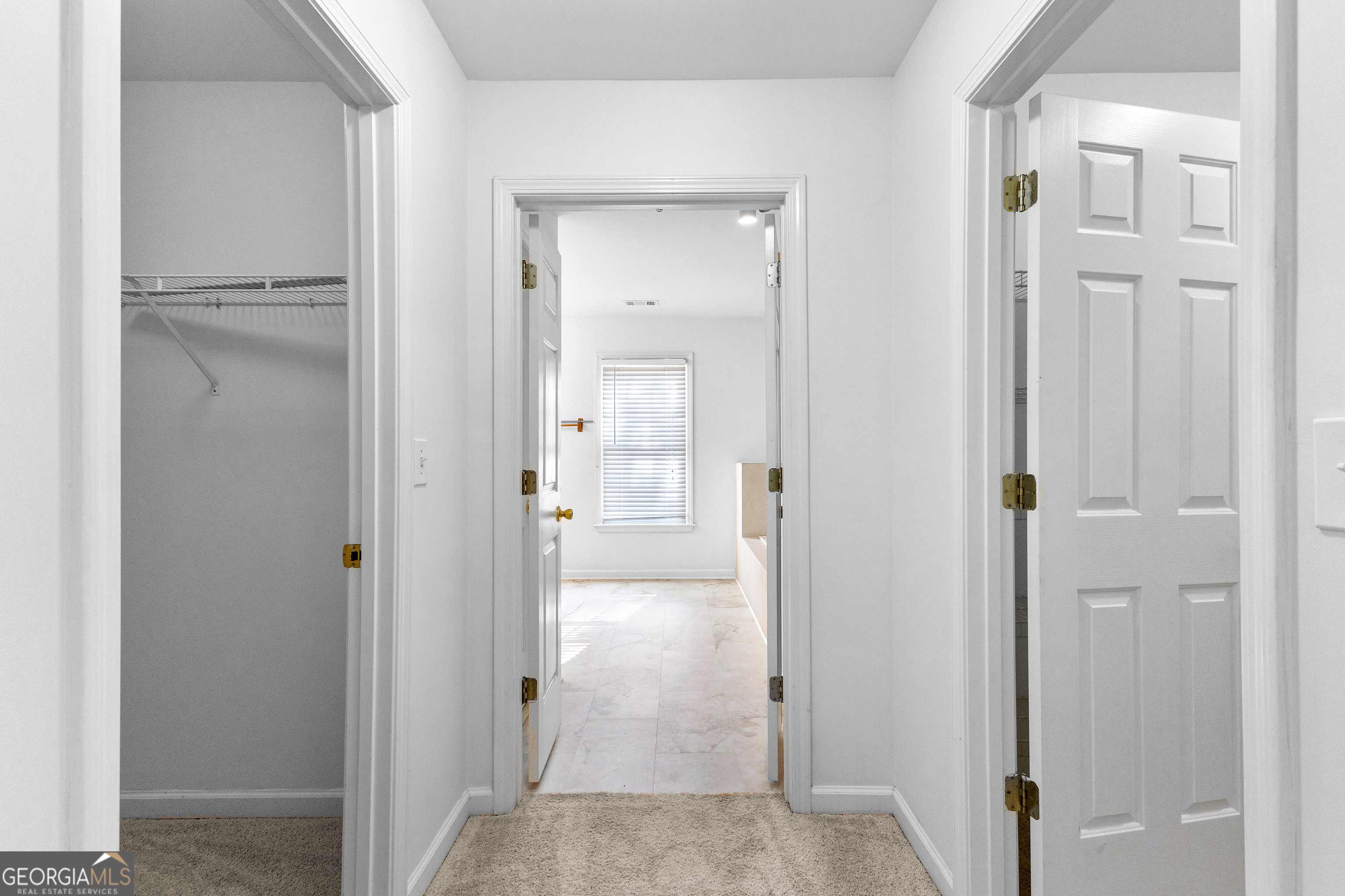 Fayetteville, Georgia 30214, United States, 4 Bedrooms Bedrooms, ,3 BathroomsBathrooms,Residential,Pending,44472