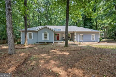 6121 Peake RD Macon GA 31220