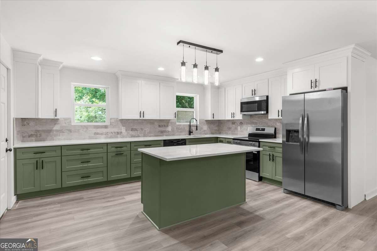 30 Roseberry DR