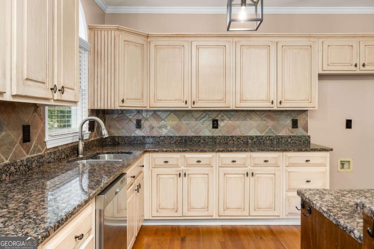 105 Kensington Pond CT