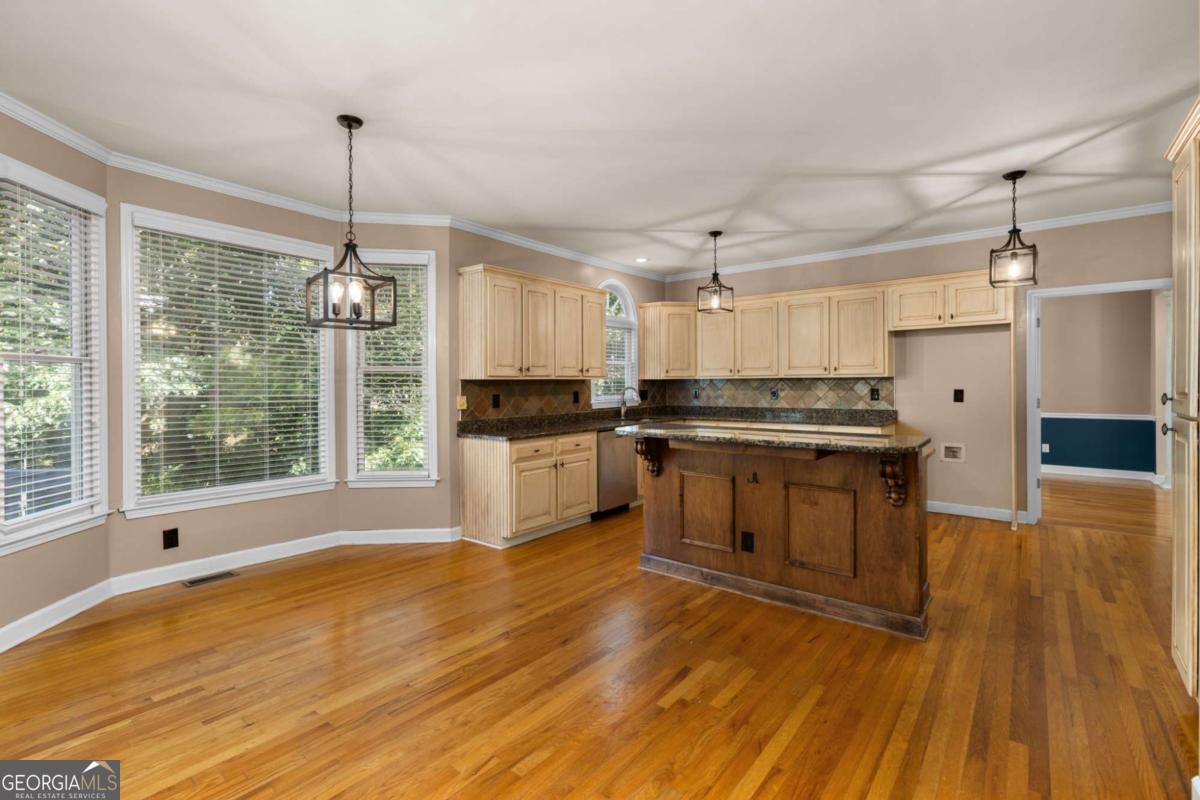 105 Kensington Pond CT