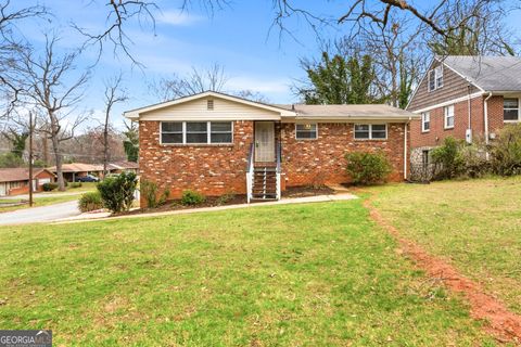 Photo of 1520 Brewer Boulevard SW, Atlanta, GA 30310 (MLS # 10703677)