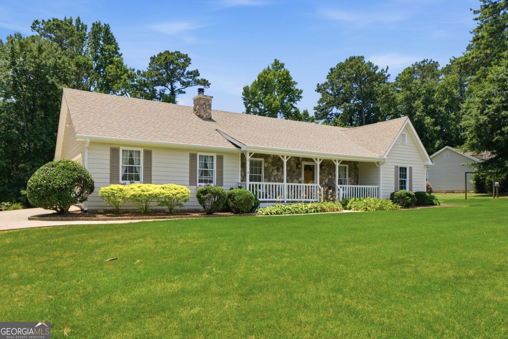 Photo of 230 Pine Tree Lane, McDonough, GA 30252 (MLS # 10798941)
