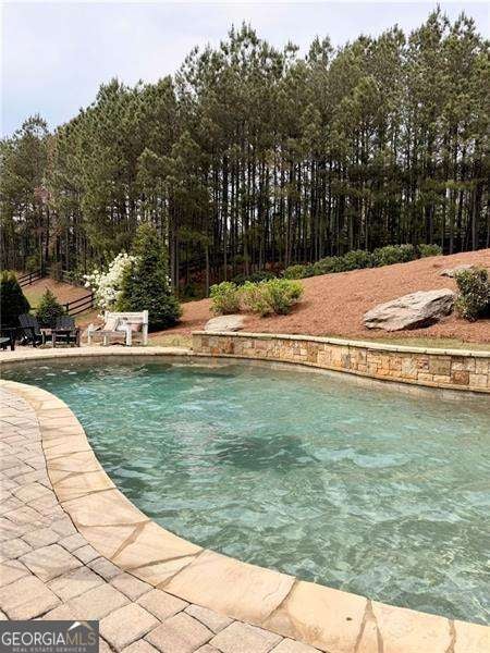 104 Grace Arbor LN