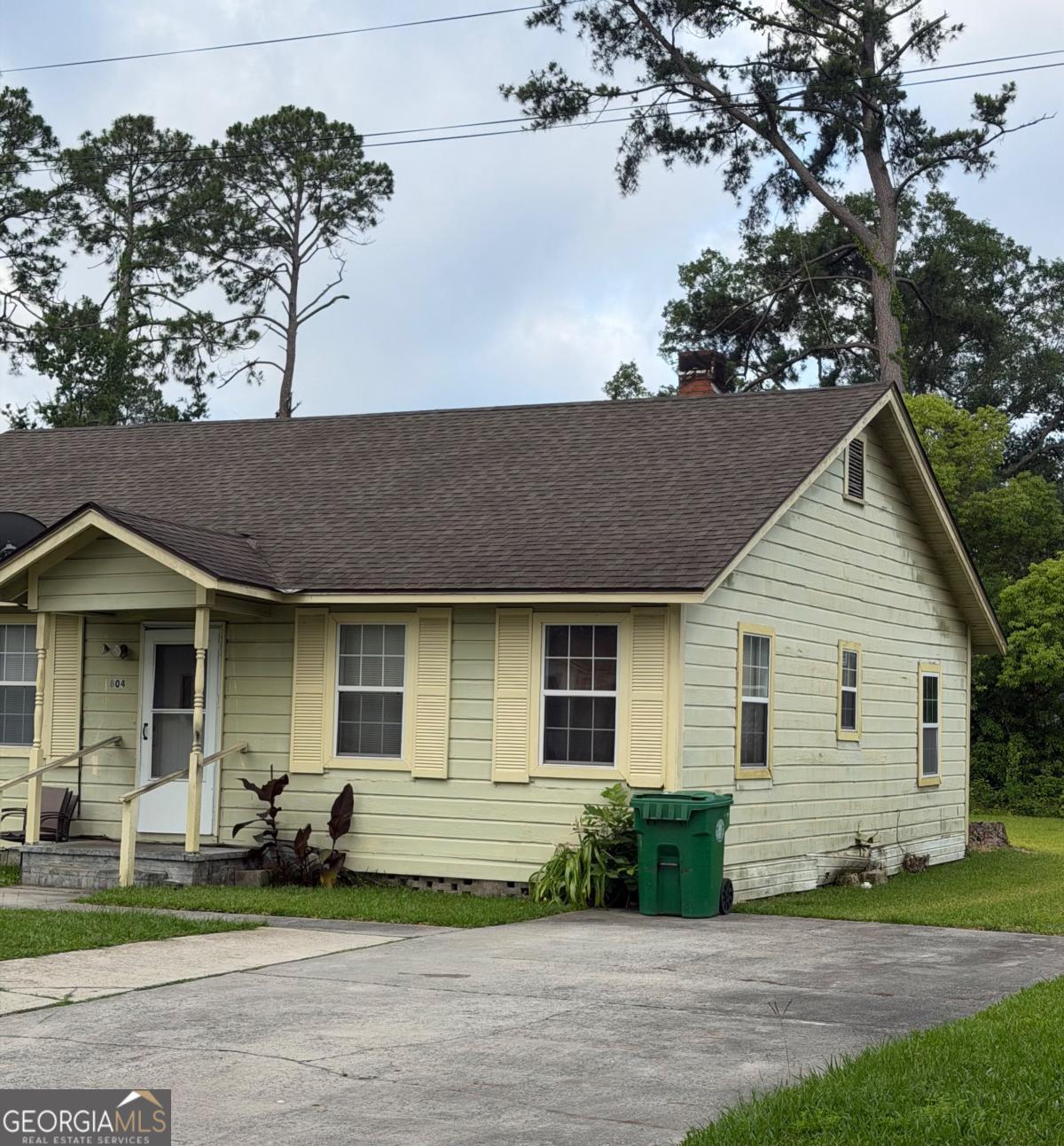 804 Myrtle ST
