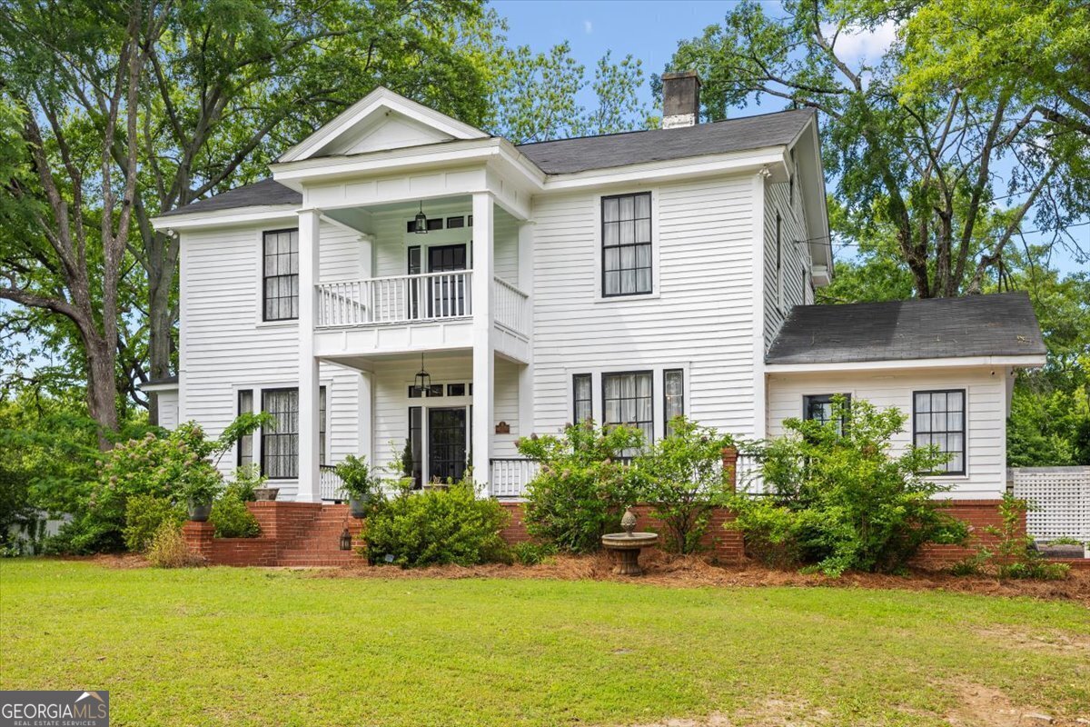 102 W Mimosa DR
