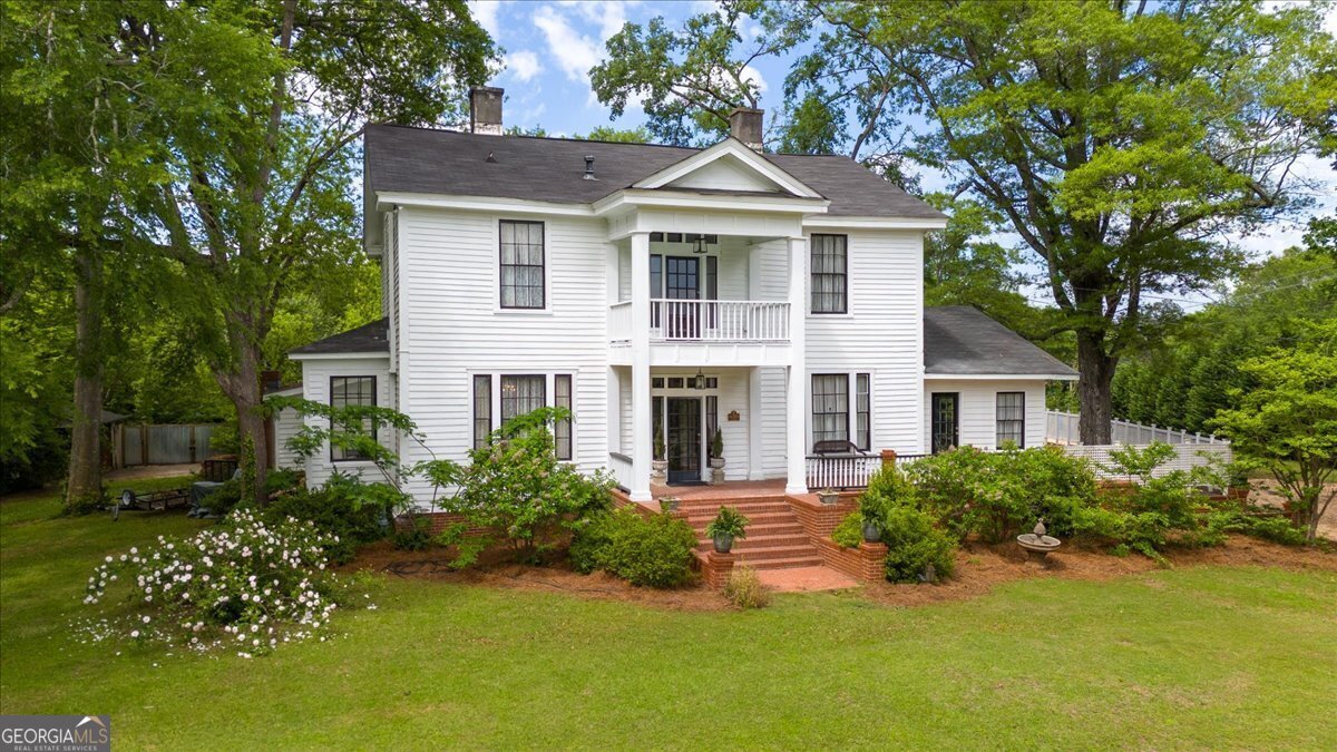 102 W Mimosa DR