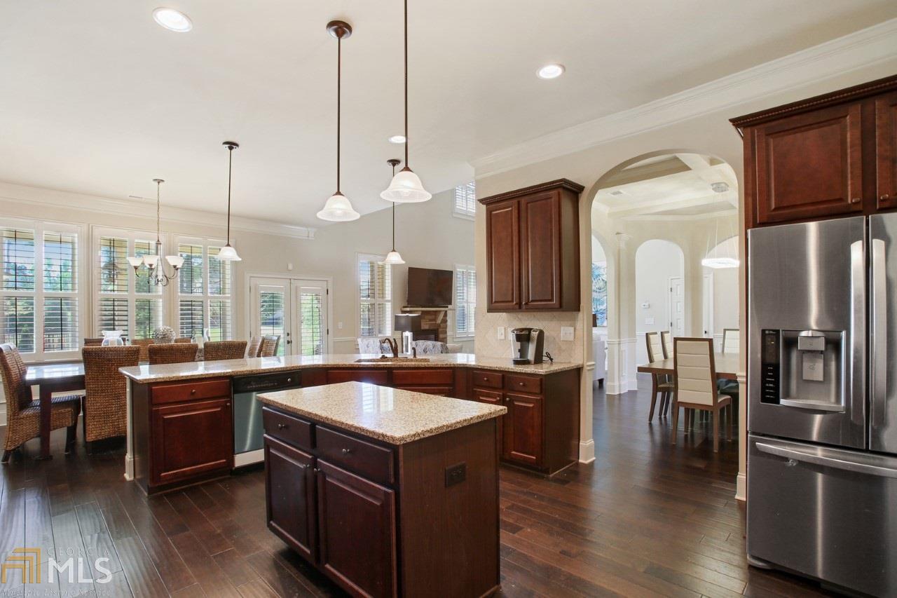 Crystal Lake Golf And Country - Residential