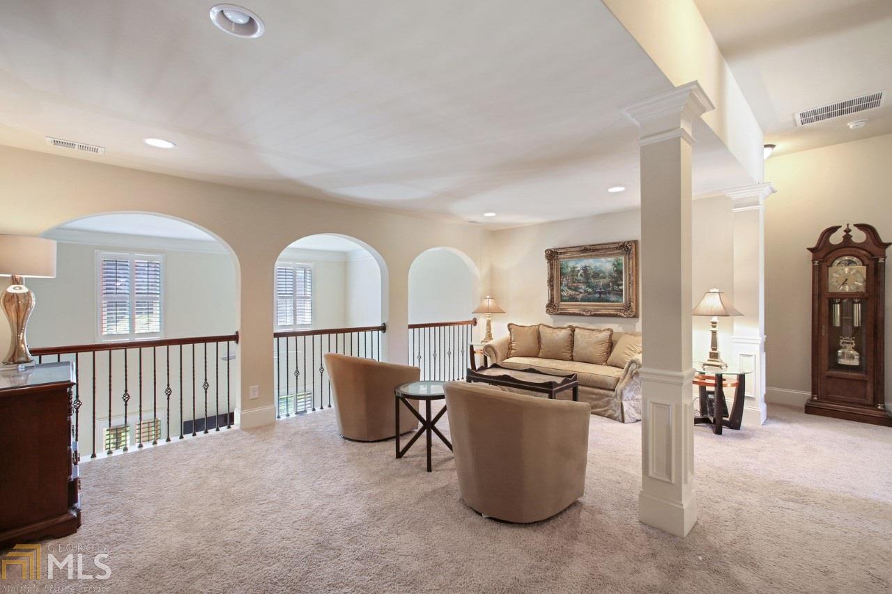 Crystal Lake Golf And Country - Residential
