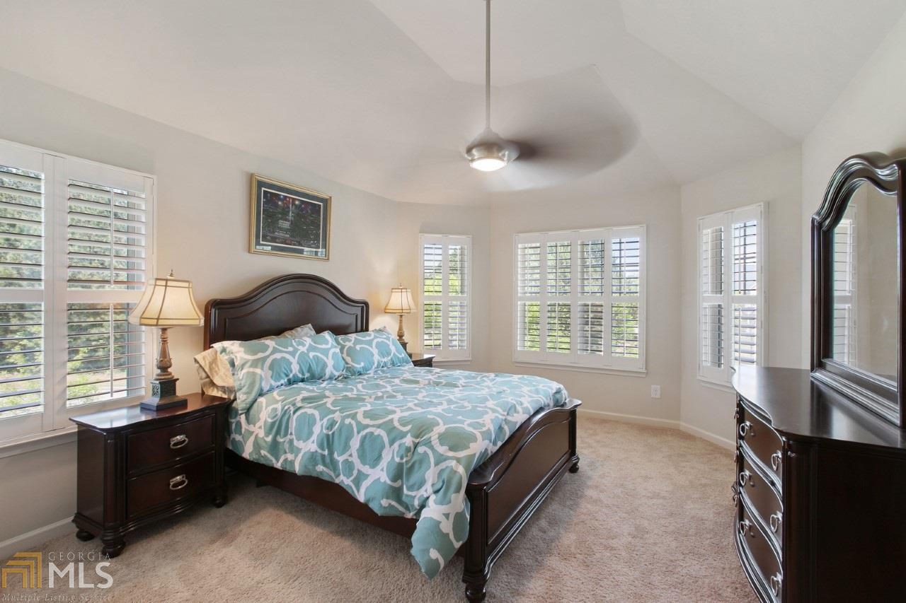 Crystal Lake Golf And Country - Residential
