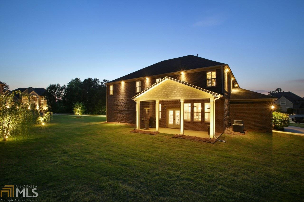 Crystal Lake Golf And Country - Residential