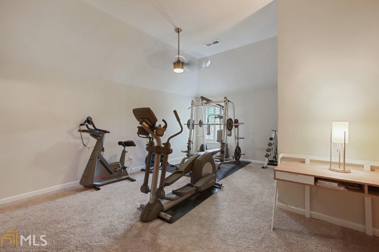 Crystal Lake Golf And Country - Residential